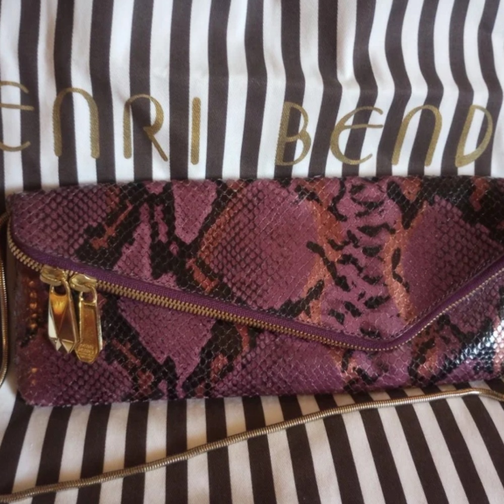 SOLD LIVE! Henri Bendel Purple Snake Print Clutch